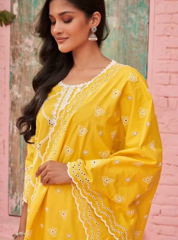 Aashay Kurta with Aashvi Pants-Vayana Dupatta - Yellow Fashion